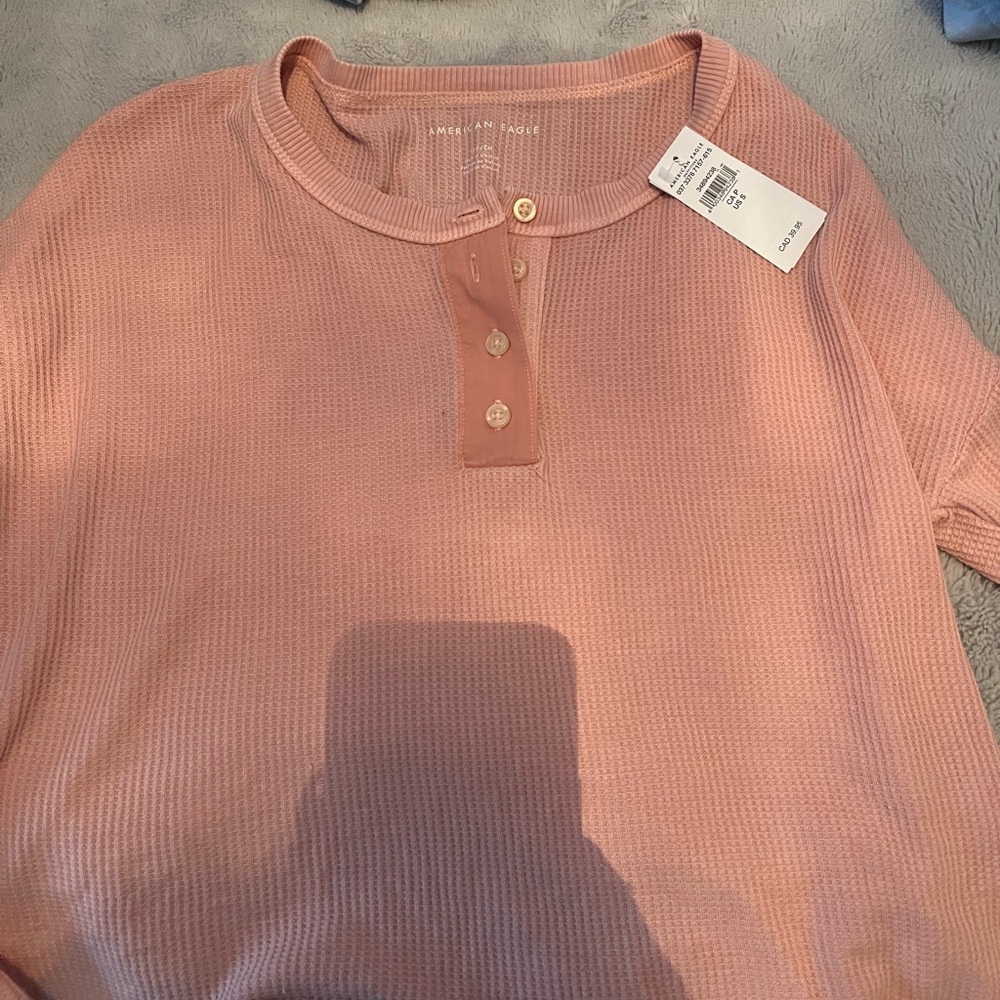 American Eagle long sleeve with quarter button